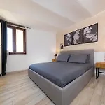 Sassari-centro Elegante Con Wifi E Netflix *