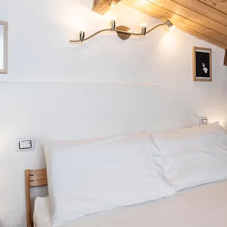 Sassari-centro Elegante Con Wifi E Netflix