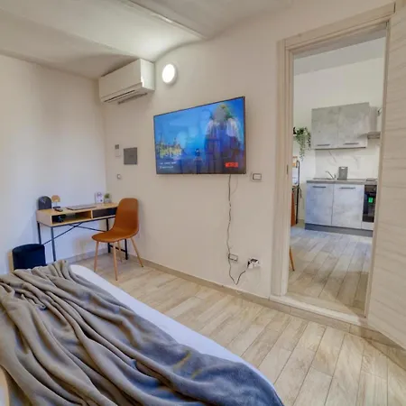 Sassari-centro Elegante Con Wifi E Netflix Apartamento *