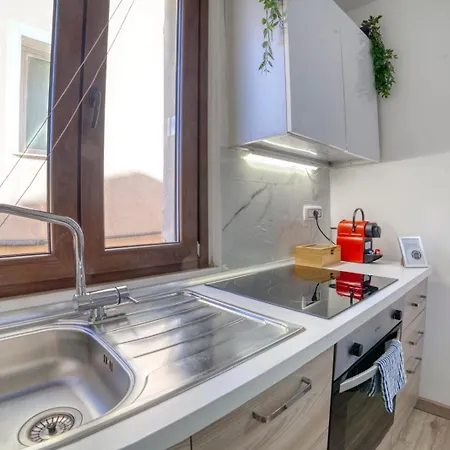 Sassari-centro Elegante Con Wifi E Netflix
