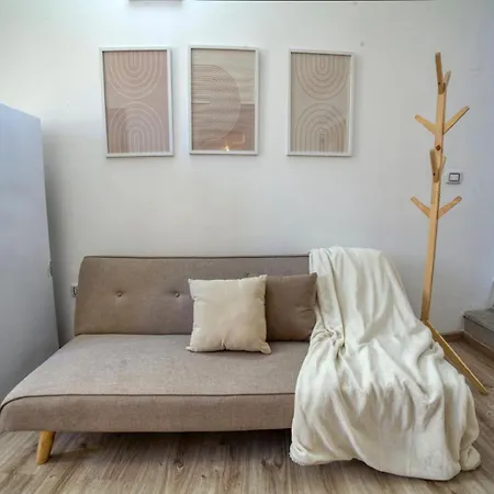 Sassari-centro Elegante Con Wifi E Netflix Apartamento