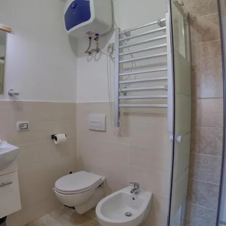 Sassari-centro Elegante Con Wifi E Netflix