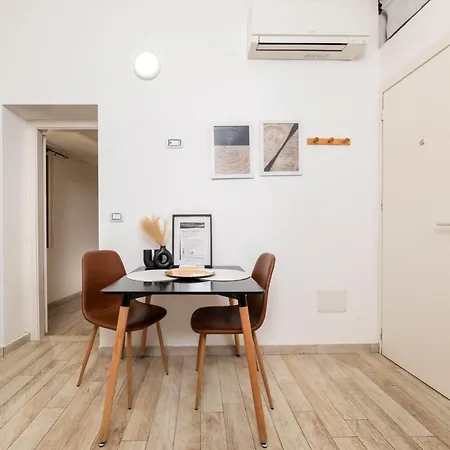 Sassari-centro Elegante Con Wifi E Netflix 사사리