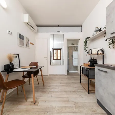 Sassari-centro Elegante Con Wifi E Netflix 아파트 *