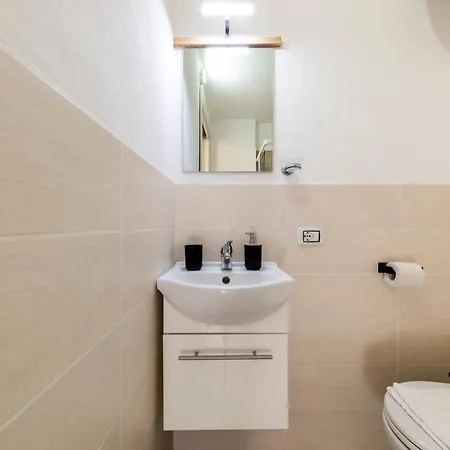 Apartment Sassari-centro Elegante Con Wifi E Netflix Sassari
