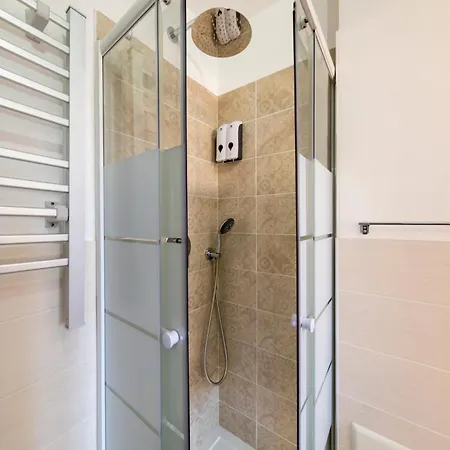 Sassari-centro Elegante Con Wifi E Netflix Apartment