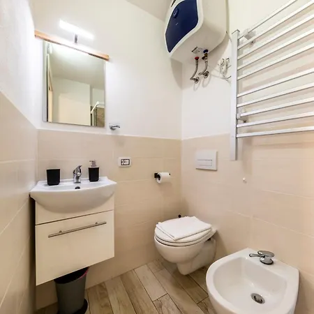 Sassari-centro Elegante Con Wifi E Netflix