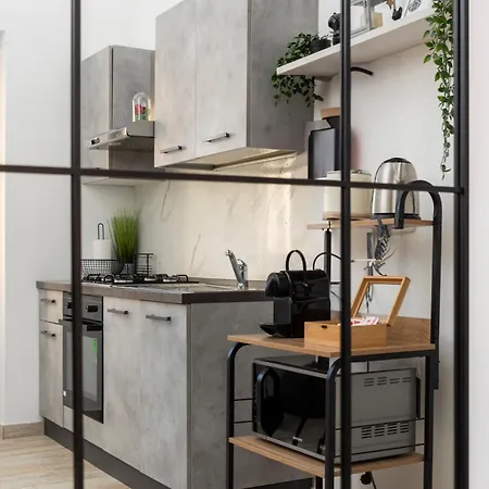 Apartament Sassari-centro Elegante Con Wifi E Netflix