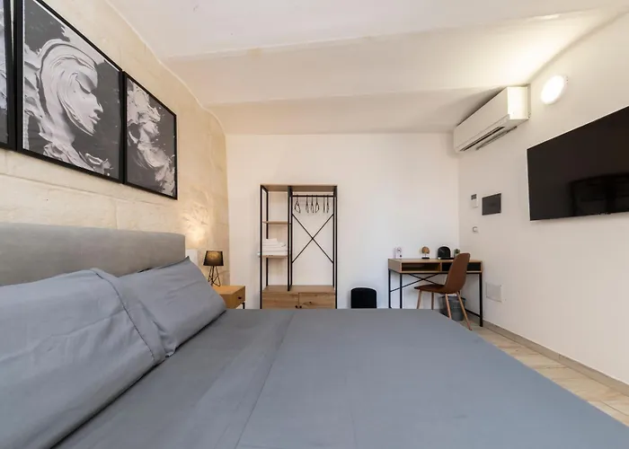 Sassari-centro Elegante Con Wifi E Netflix