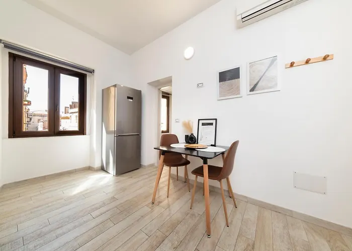 Sassari-centro Elegante Con Wifi E Netflix * Sassari