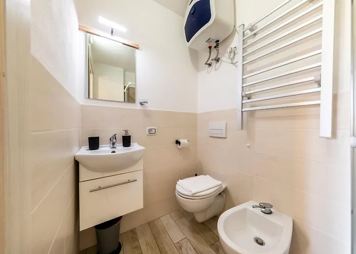 Sassari-centro Elegante Con Wifi E Netflix